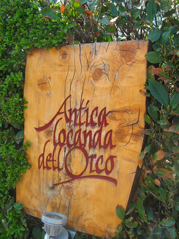 Insegne in Legno